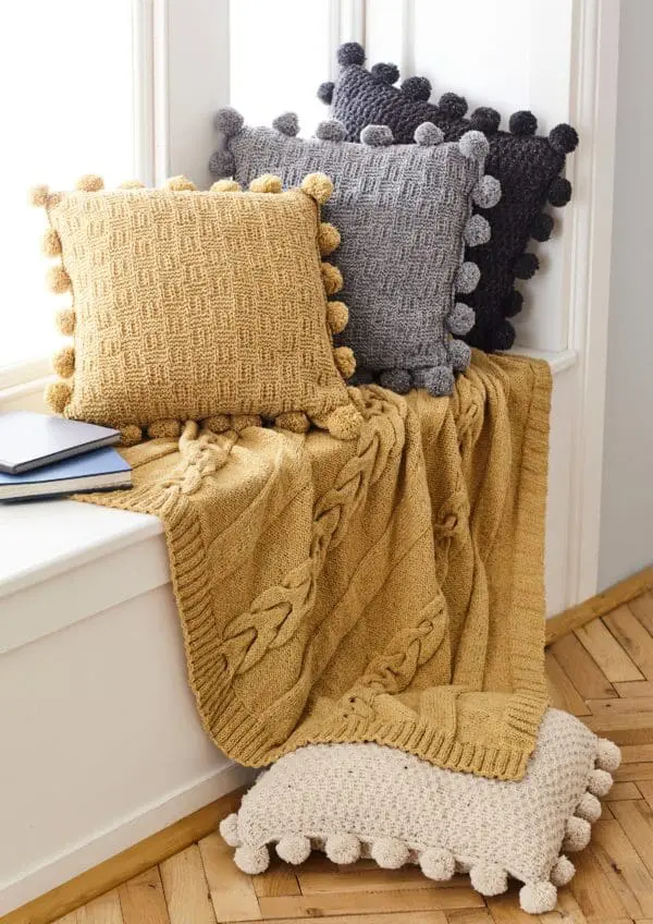 King Cole 5661 Aran Throw Knitting Pattern