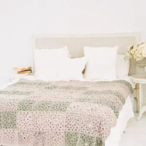 Stylecraft 9938 Super Chunky Blanket Crochet Pattern