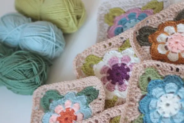 Cherry Heart Faded Painted Roses Crochet Blanket Wool Pack - Image 9