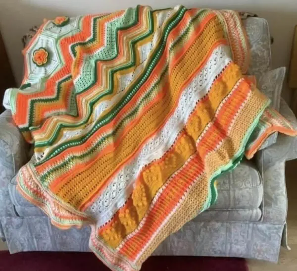 AmyJ Designs Daffodils in Spring Minunee Blanket Yarn Pack