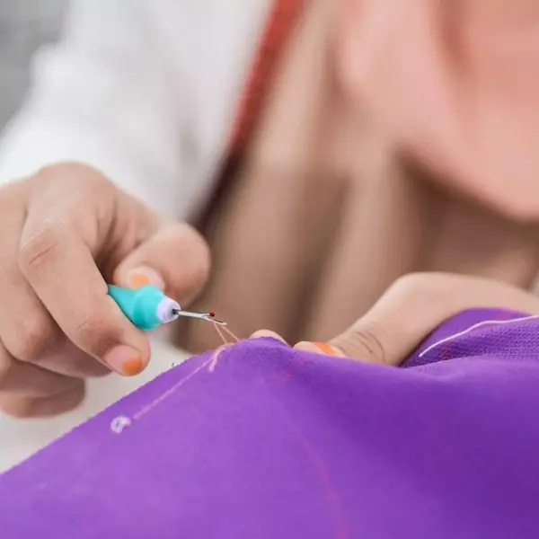 Chunky Easy Grip Seam Ripper