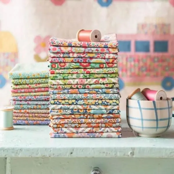 Tilda Wallflower Bundle of 20 50x27cm Fabric Fat Eighths