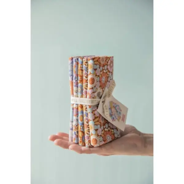 Tilda Wallflower Caramel/Thistle 50 x 55cm Fabric Fat Quarters